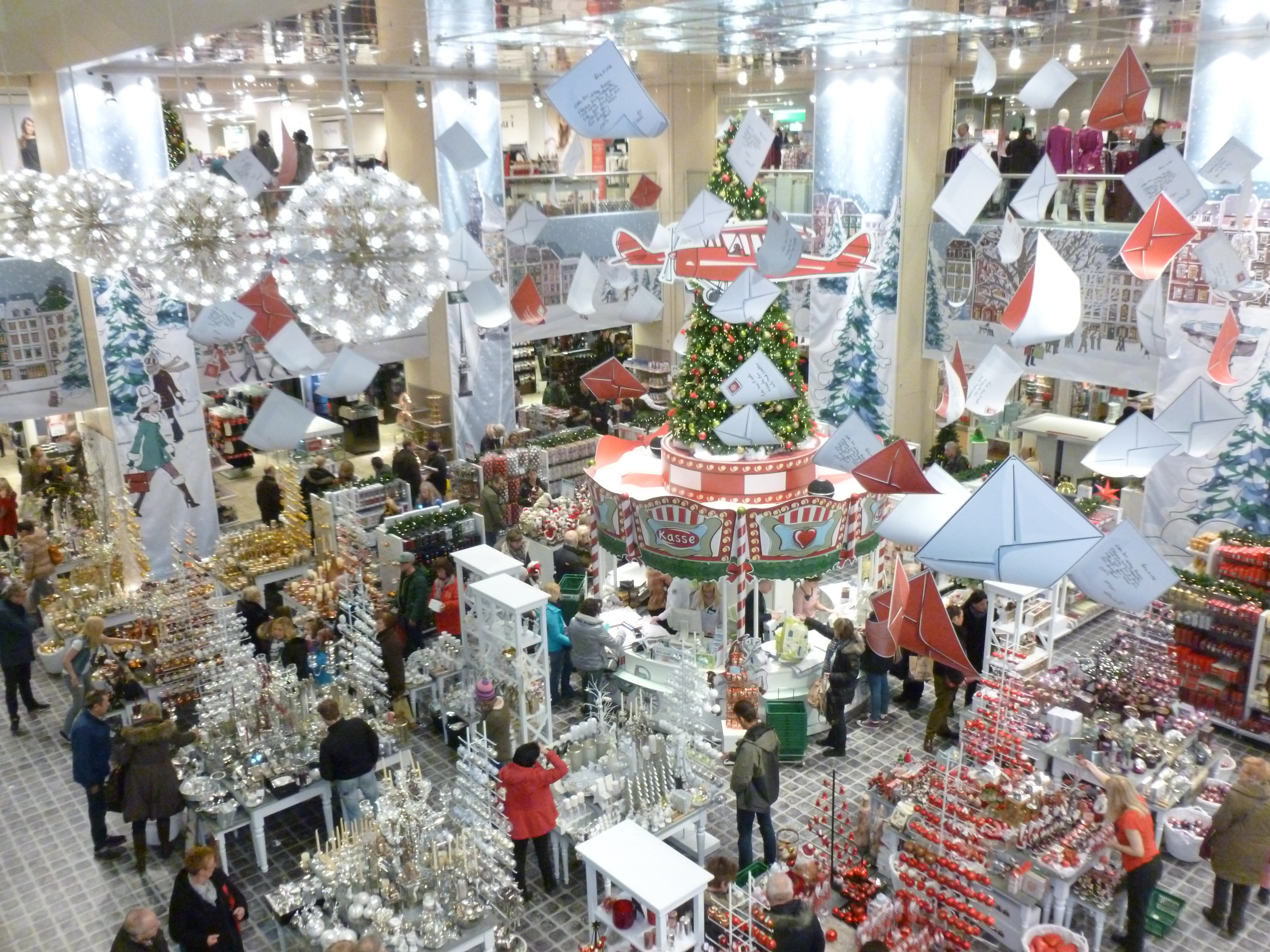  Christmas  Decorations  at Cologne Department Stores  and in 
